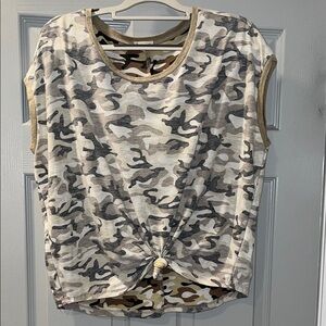 Hem & Thread Camouflage Knot-Front Women's Tee
